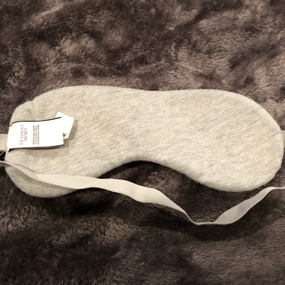 Victoria’s Secret Sleep Mask, Never Worn!!  NWOT!! - Picture 3 of 3